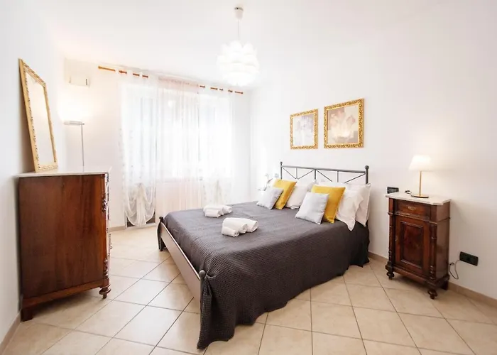Liala Home